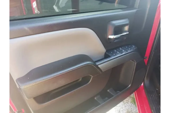 $12800 : 2015 Silverado 1500 LT image 4