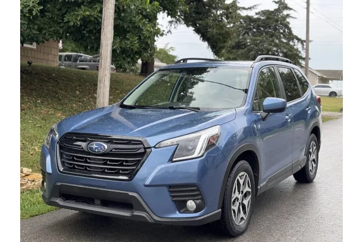 $21999 : 2023 Forester Premium image 1