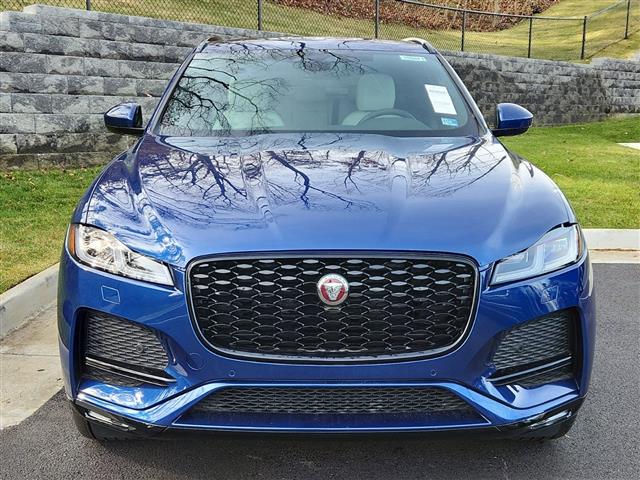 $62935 : 2022 F-PACE S image 7