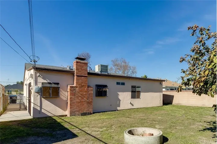 $1650 : Norwalk - Single Family Home image 3