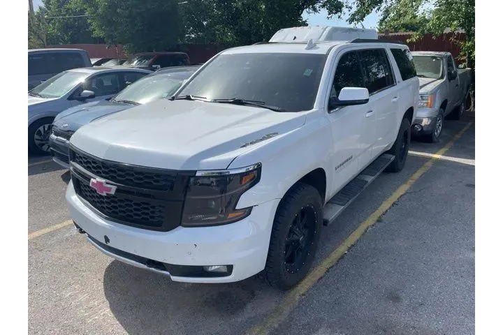 $13415 : Chevrolet Suburban 2016 4x4 image 2