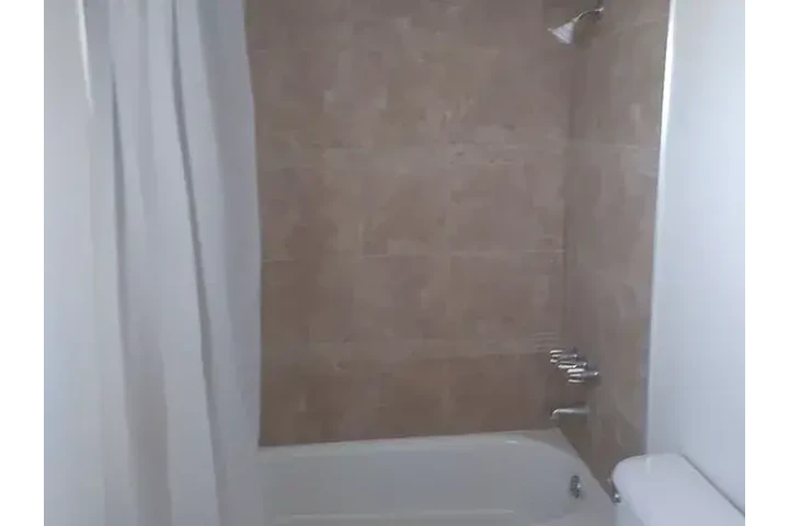 $1100 : Torrance con tiendas cercanas image 10