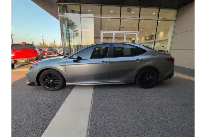 $34277 : Toyota Camry 2025 SE 4dr Sed image 2