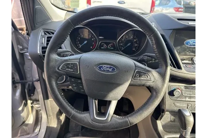 $13509 : Ford Escape 2017 Titanium 4d image 9