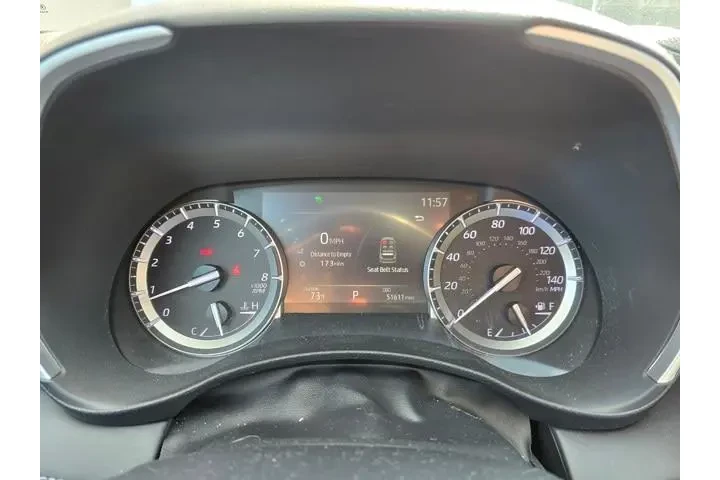 $33487 : Toyota Highlander 2022 XLE 4 image 8