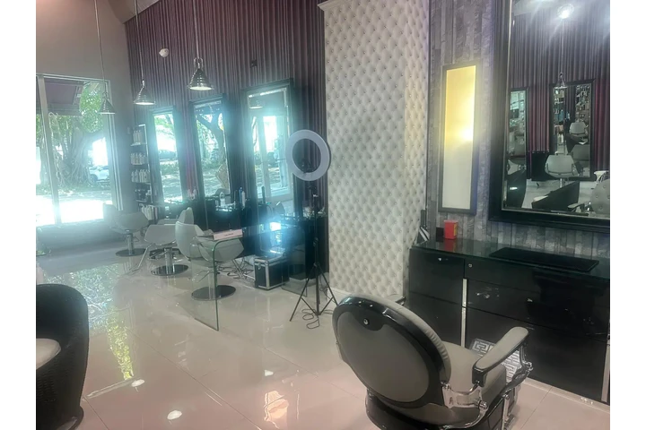 Venta de Peluqueria en Miami image 8