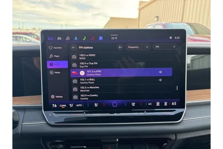 $36998 : Volkswagen Tiguan 2025 AWD S image 8