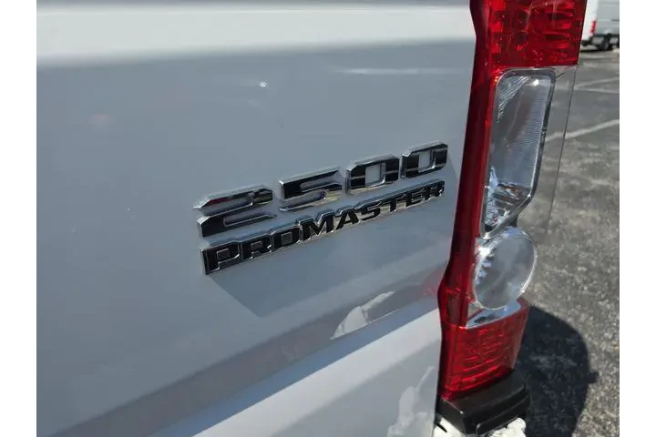 $35590 : Ram ProMaster 2024 SLT 2500 image 5