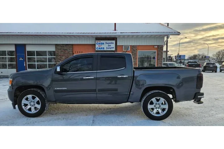 $19990 : 2016 GMC Canyon SLT image 2