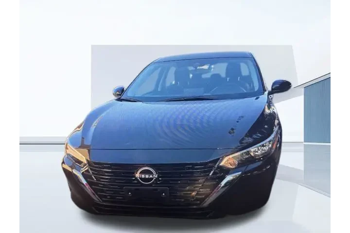 $21046 : Nissan Sentra 2024 SV 4dr Se image 2