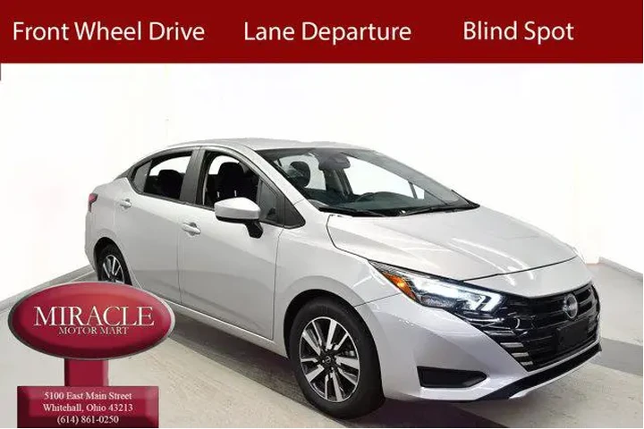 $16994 : Nissan Versa 2025 SV 4dr Sed image 1