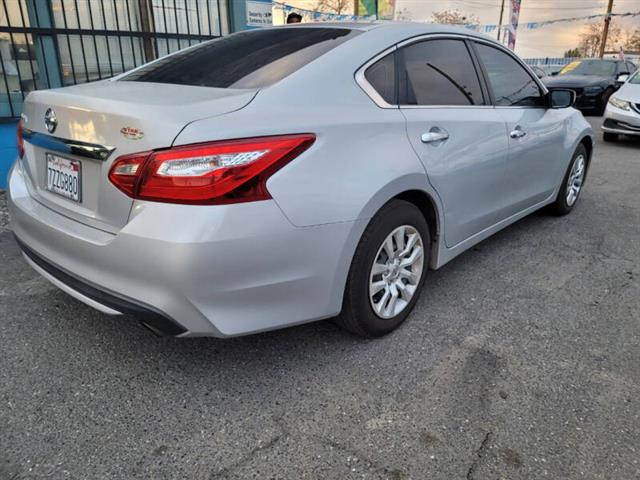 $11999 : 2016 Altima 2.5 S image 7