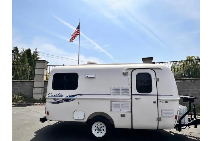 $16900 : 2008 Casita Travel Trailer image 3