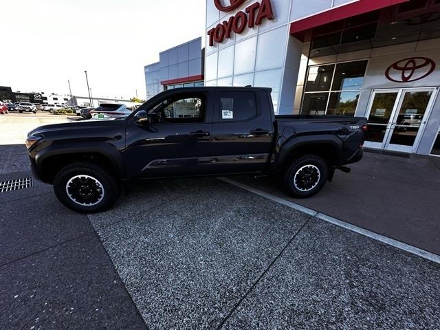 $53255 : 2024 Tacoma TRD Off-Road image 2