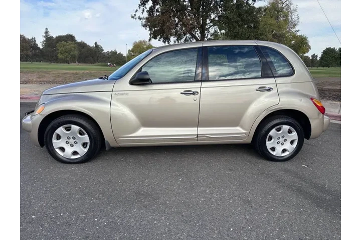 $4875 : 2005 PT Cruiser Touring image 4