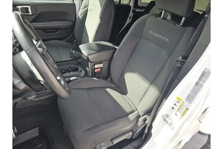 $26798 : Jeep Wrangler Unlimited 2018 image 6