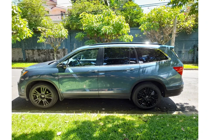 $23900 : Honda Pilot 2022 image 2