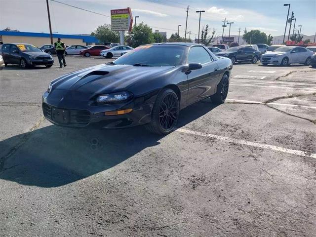 $12999 : 2001 CHEVROLET CAMARO image 4