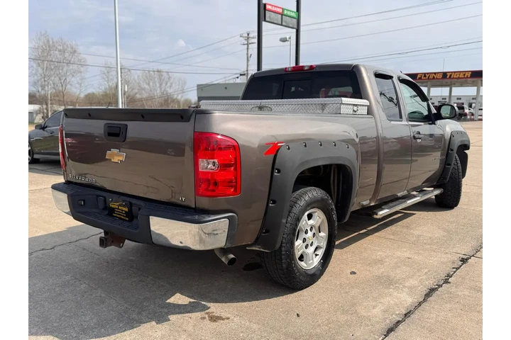 $7999 : 2007 Silverado 1500 Work Truc image 4