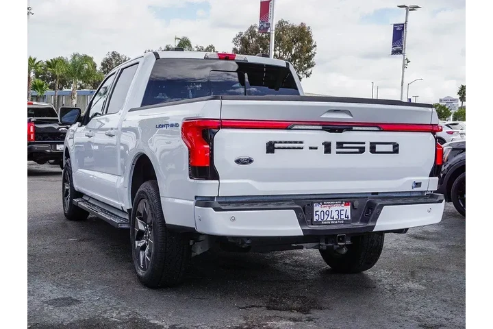 $39992 : Ford F-150 Lightning 2023 AW image 5