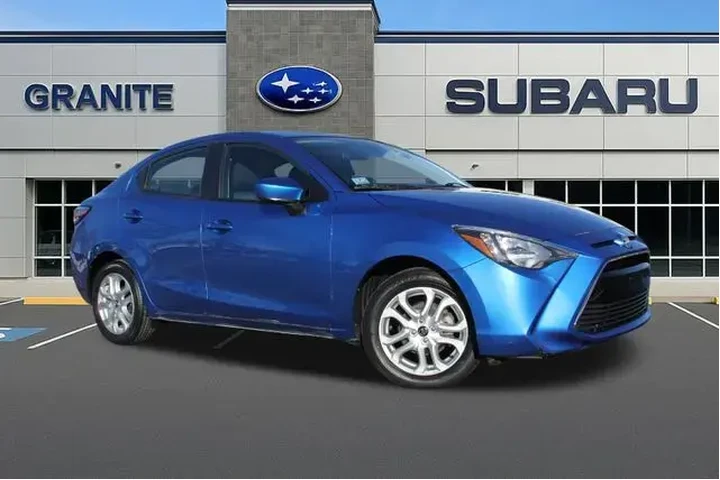 $14990 : Toyota Yaris iA 2018 4dr Sed image 2