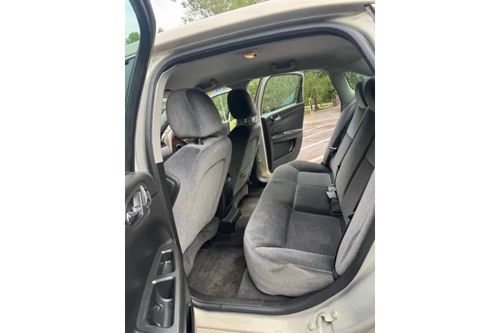 $3999 : 2010 Impala LS image 10