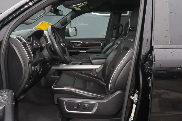 $42988 : 2025 1500 Laramie 4x4 Crew Ca image 7