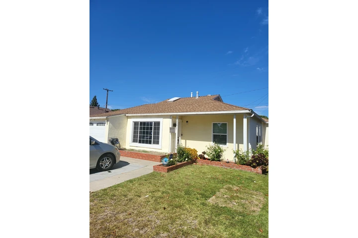 $1000 : NORWALK-Room for Rent image 8