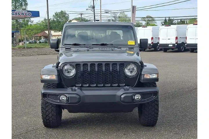 $33298 : Jeep Gladiator 2022 4x4 Spor image 2