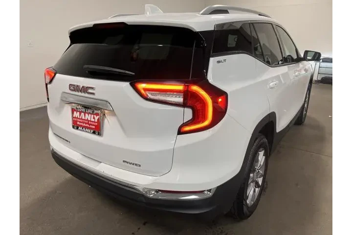 $20964 : GMC Terrain 2024 AWD SLT 4dr image 3