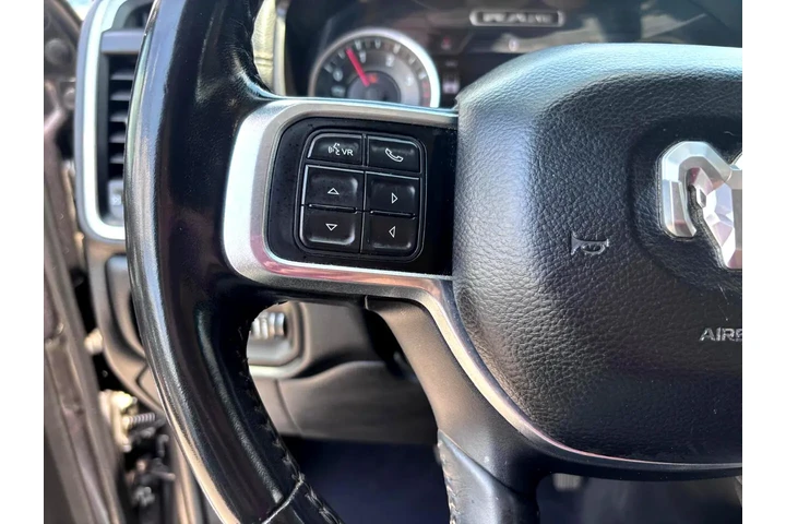 2020 RAM 2500 Laramie image 9