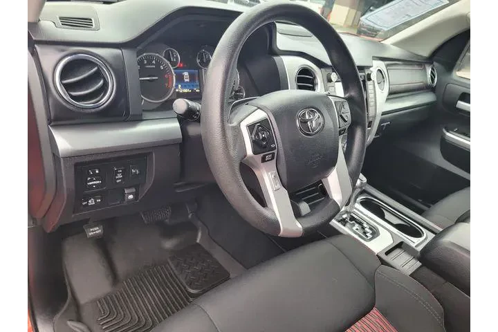$32031 : Toyota Tundra 2015 4x4 SR5 4 image 8
