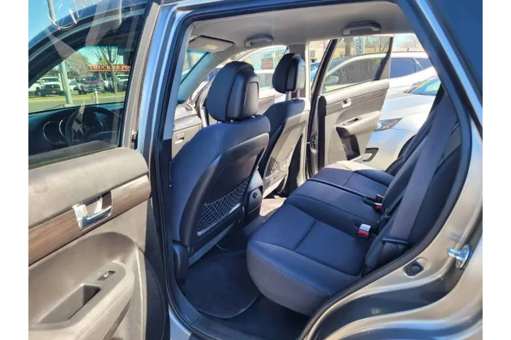 $6990 : 2011 Sorento LX image 8