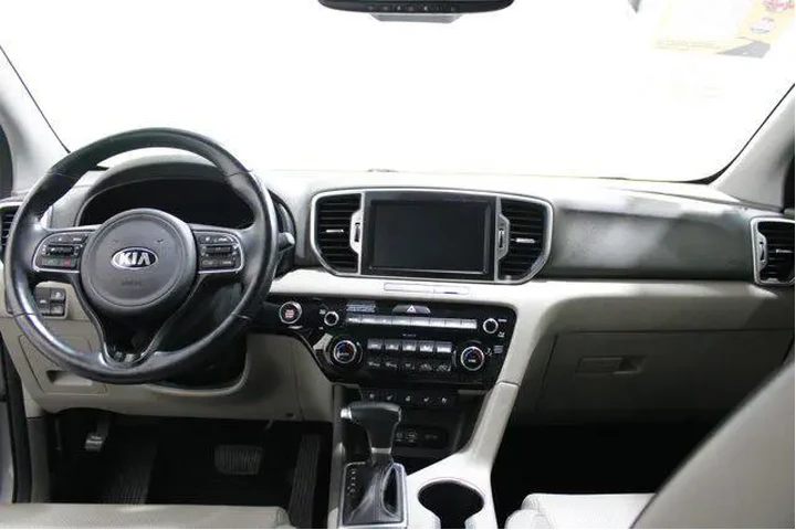 $20714 : Kia Sportage 2019 EX 4dr SUV image 2