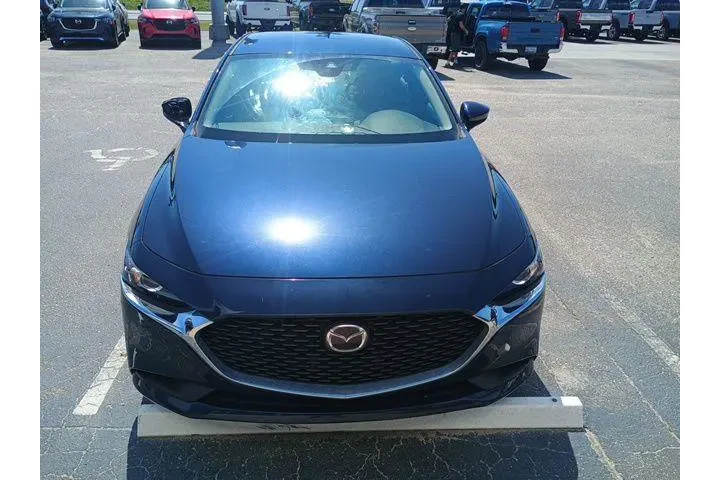 $18271 : Mazda Mazda3 Sedan 2021 2.5 image 2