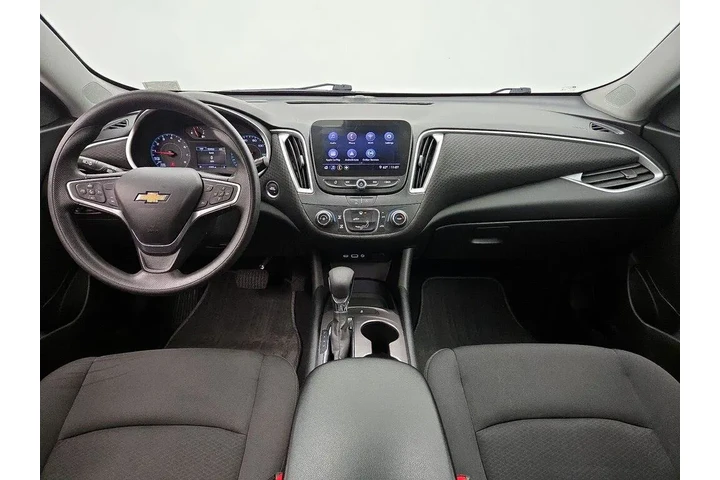 $18998 : Chevrolet Malibu 2023 LS 4dr image 9