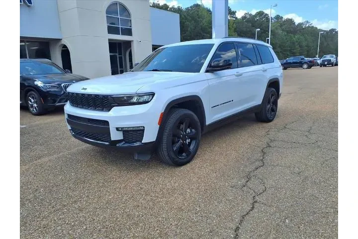 $34999 : Jeep Grand Cherokee L 2024 4 image 2