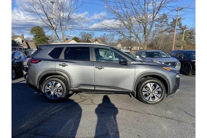 $16922 : Nissan Rogue 2022 AWD SV 4dr image 3