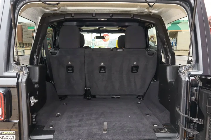 $26988 : 2021 Wrangler Unlimited Willy image 10