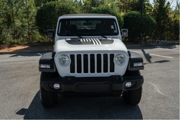 $32999 : Jeep Wrangler 2024 4x4 Sport image 2