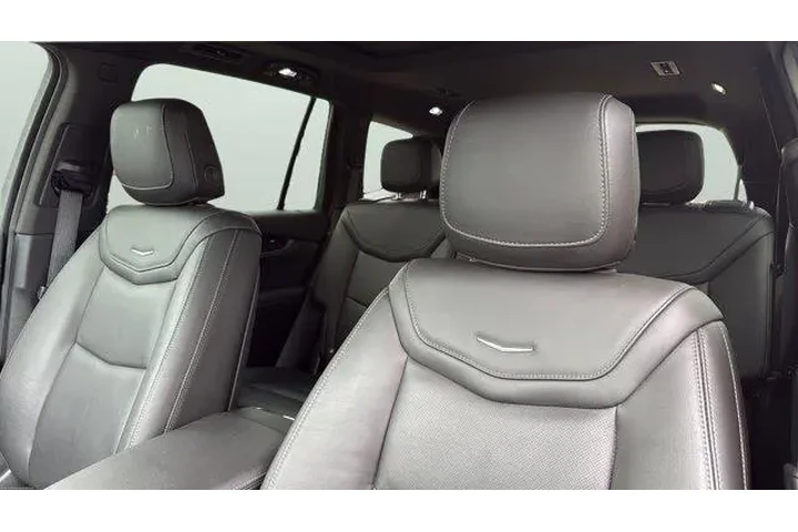 $35425 : Cadillac XT6 2023 Premium Lu image 9