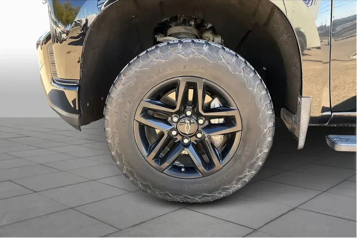 $32563 : Chevrolet Silverado 1500 202 image 10