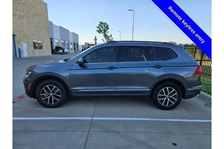 $21995 : Volkswagen Tiguan 2021 SE 4d image 8