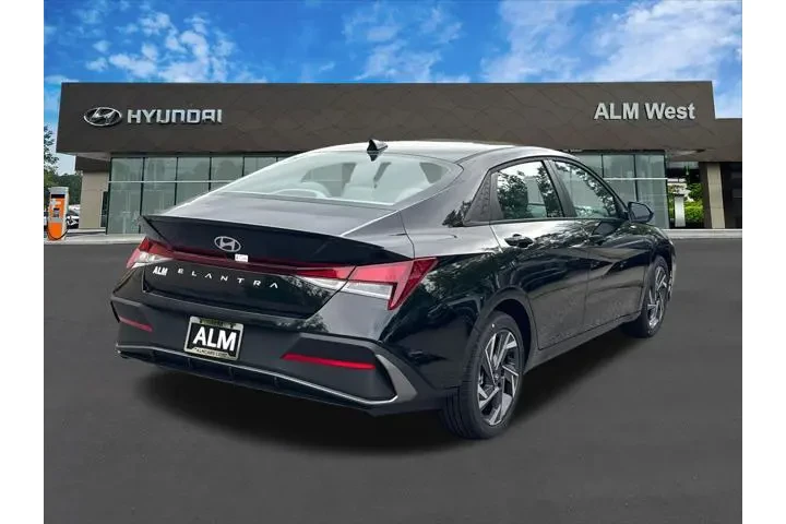 $19420 : Hyundai ELANTRA 2025 SEL Spo image 5