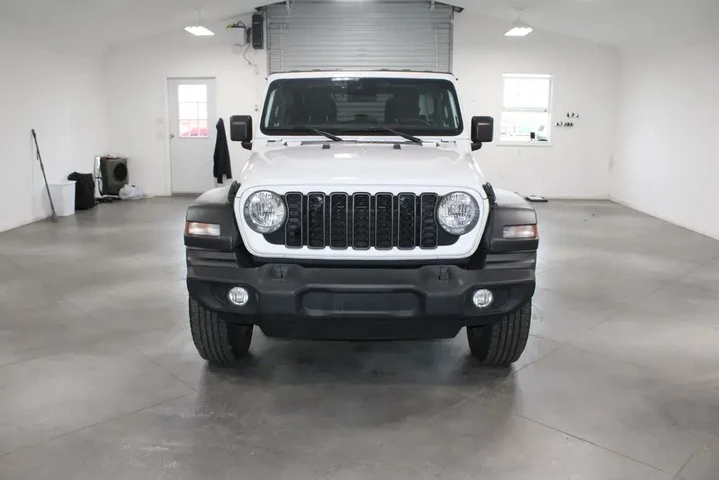 $33758 : Jeep Wrangler 2024 4x4 Sport image 3