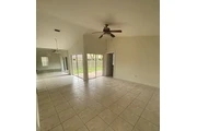 $2000 : HOUSE RENT IN MAIMI FLORIDA thumbnail
