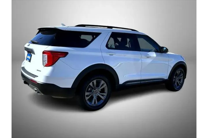 $29686 : Ford Explorer 2023 AWD XLT 4 image 5