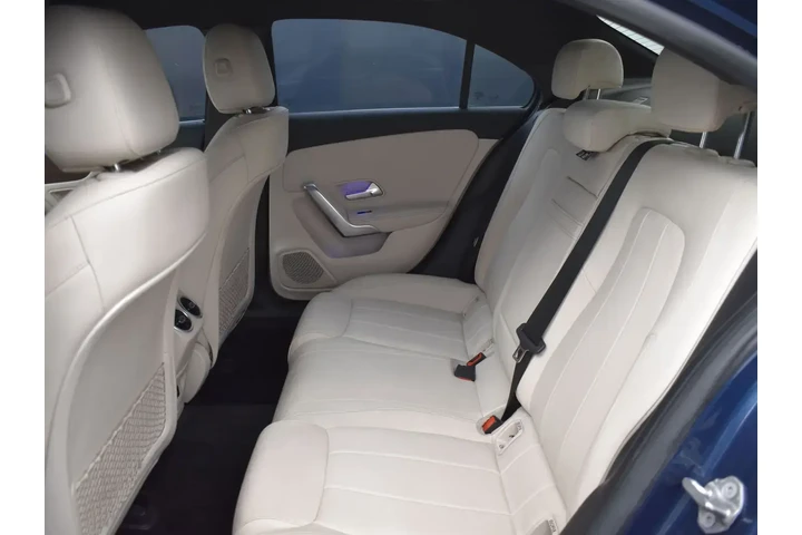 $22452 : Mercedes-Benz A-Class 2022 A image 9