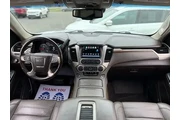 $32000 : GMC Yukon XL 2019 4x4 Denali thumbnail