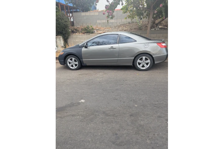 $1700 : Economico image 2